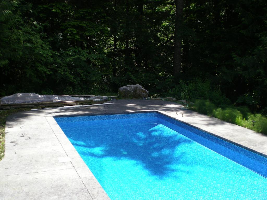 Davis Brook Retreat Bed and Breakfast Sechelt Εξωτερικό φωτογραφία